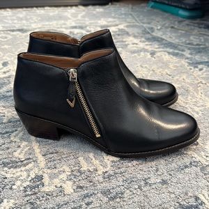Vionic Jolene Bootie